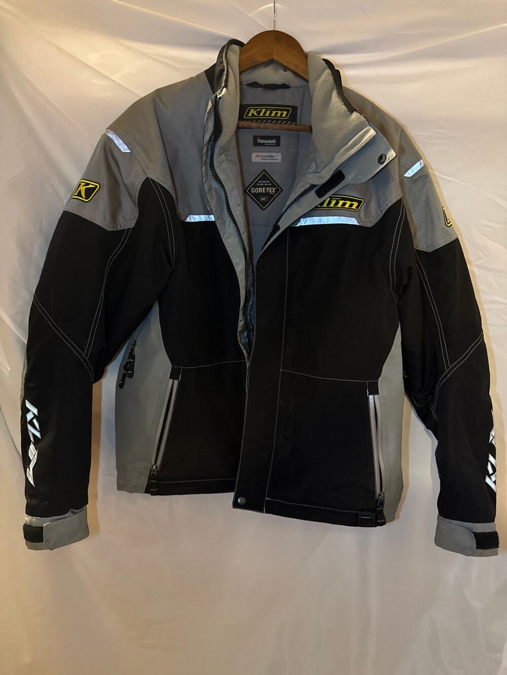 KLIM Men’s Large Black Gray Gore-Tex Thinsulate Insulated Snowmobile Jacket